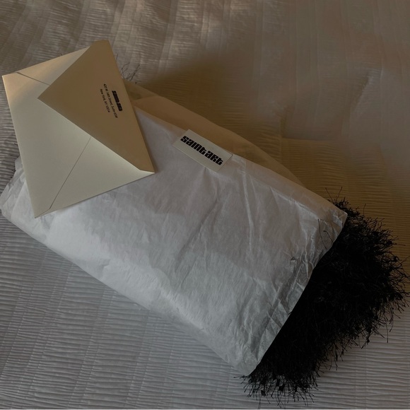 Brand New- Saint Art Feather Set🖤✨ - Picture 16 of 16